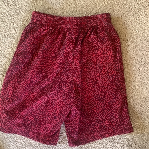 SHORTS - Picture 3 of 3